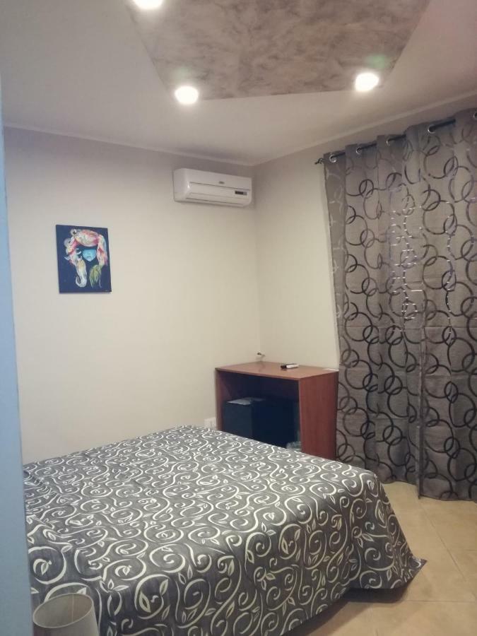 Anthea Dell' Etna Bed & Breakfast Санта Венерина Екстериор снимка