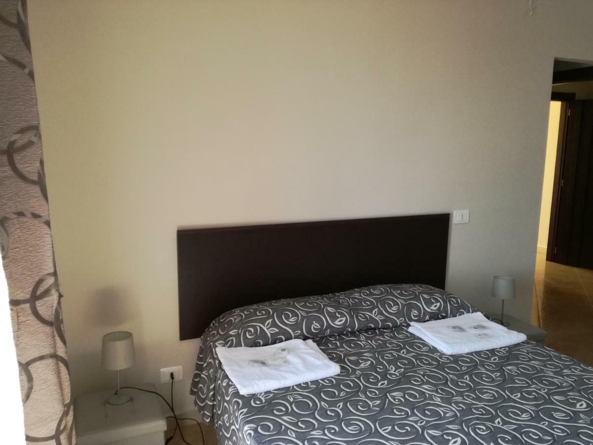 Anthea Dell' Etna Bed & Breakfast Санта Венерина Екстериор снимка