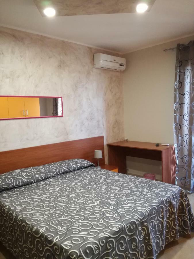 Anthea Dell' Etna Bed & Breakfast Санта Венерина Екстериор снимка